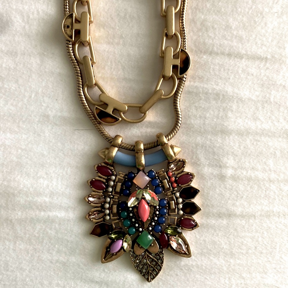 Stella & Dot Chunky gold statement necklace